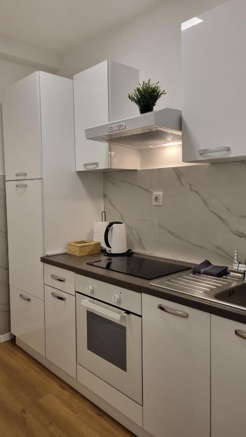 Retfala Inn Όσιγιεκ Εξωτερικό φωτογραφία